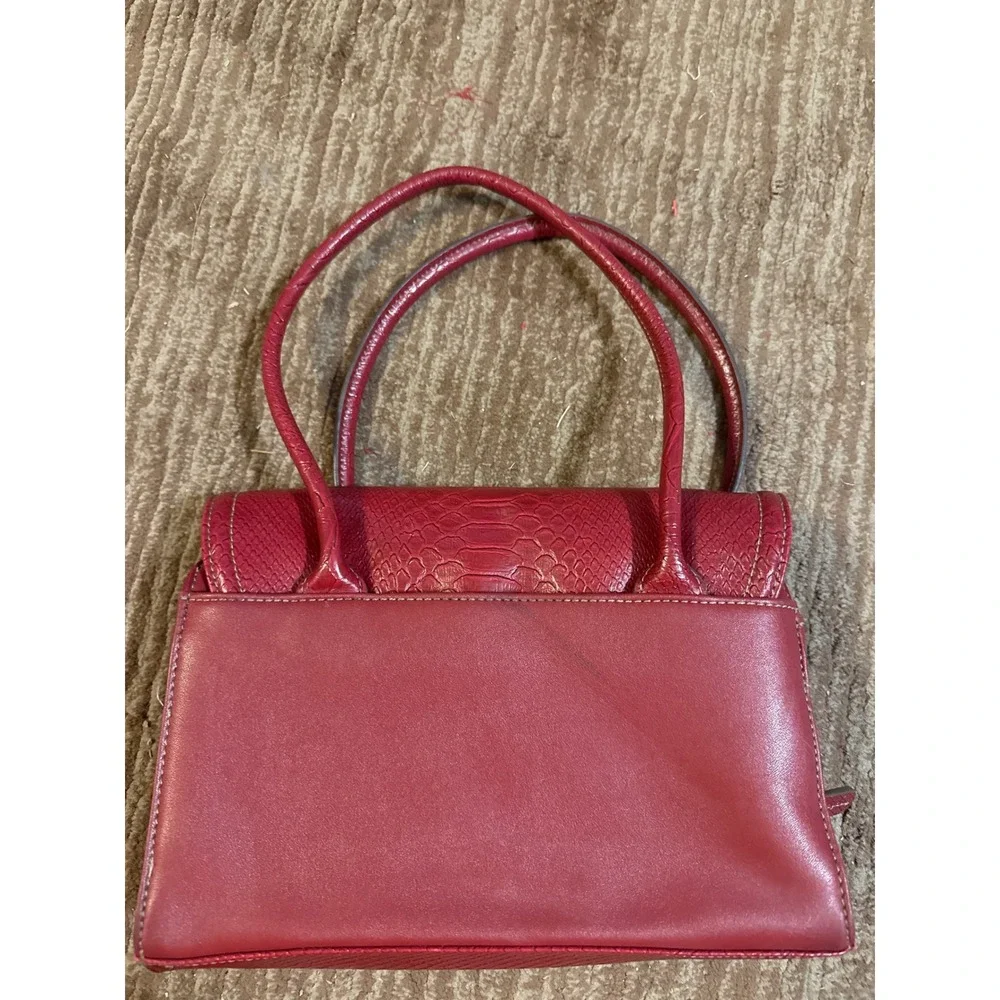 Liz Claiborne Satchel Purse Top Handle Bag Snake Accents Red‎ Small